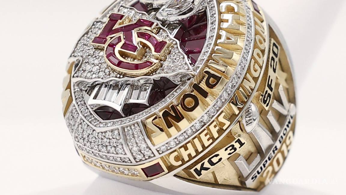 Chiefs reciben anillos de campeones