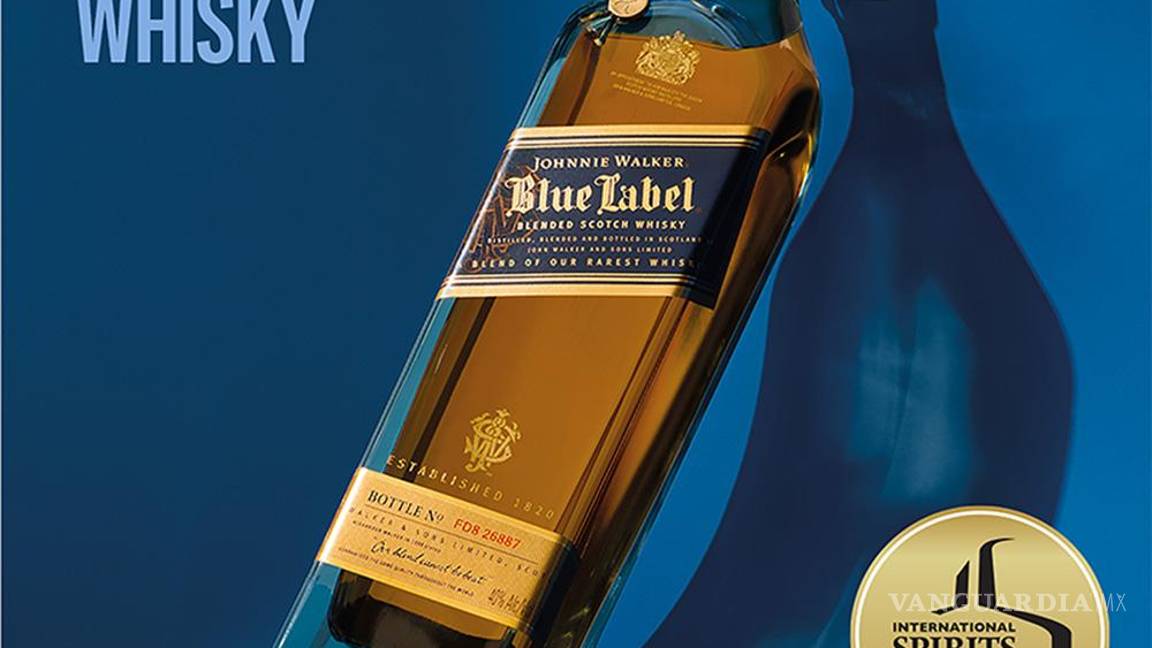 $!El producto estrella de la marca, Johnnie Walker etiqueta azul, este whisky es el más costoso de la marca y uno de los más populares en la actualidad.