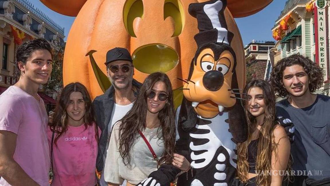 $!Vicente Fernández Jr. reta a que le manden pruebas de que Alejandro Fernández es gay