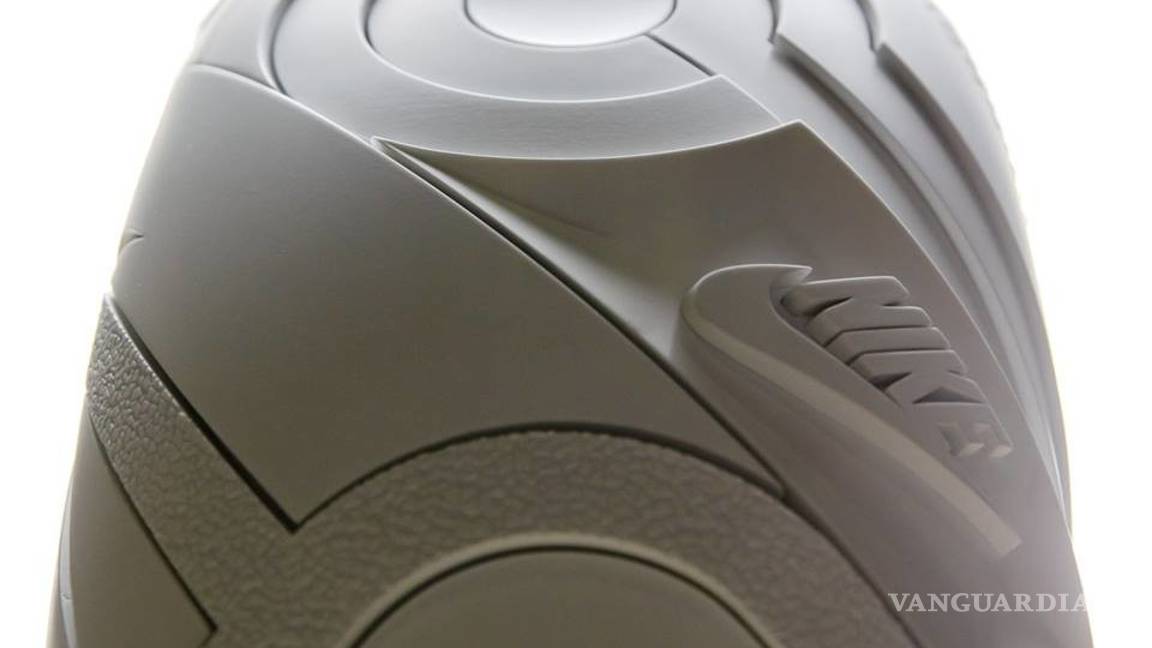 $!Lexus UX homenajea a los emblemáticos tenis Nike Air Force 1 con unos neumáticos