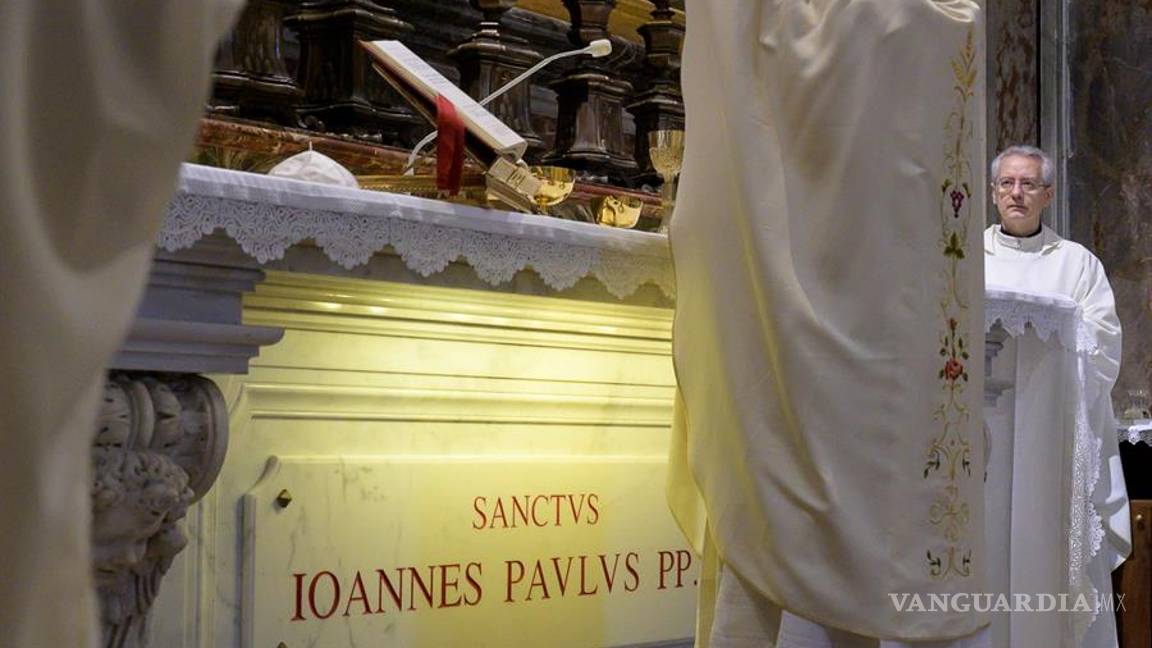 $!Así celebran el centenario del nacimiento de Juan Pablo II en tiempos del coronavirus (fotos)