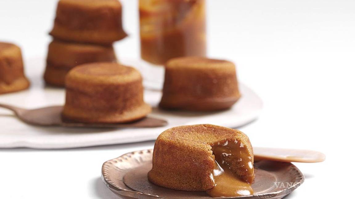 $!Algunos bizcochos 'guilty caramel'. EFE/Tigoût