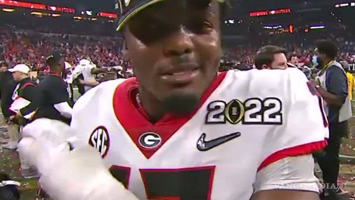 ¡Se equivocó! Jugador de Georgia portó gorra de campeón de Alabama, el rival, en final colegial