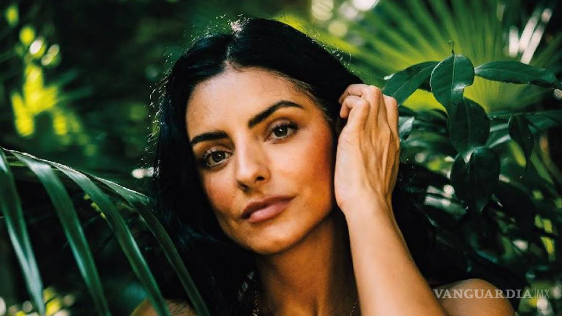 $!Aislinn Derbez