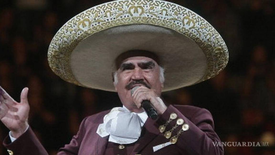 ¿Recuerdan fans y México a ‘Don Chente’ a un año de su muerte?