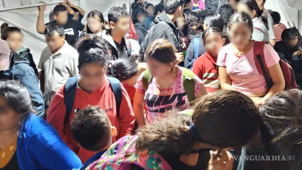Coahuila: rescatan a 144 migrantes, entre ellos 13 menores, de un furgón del ferrocarril