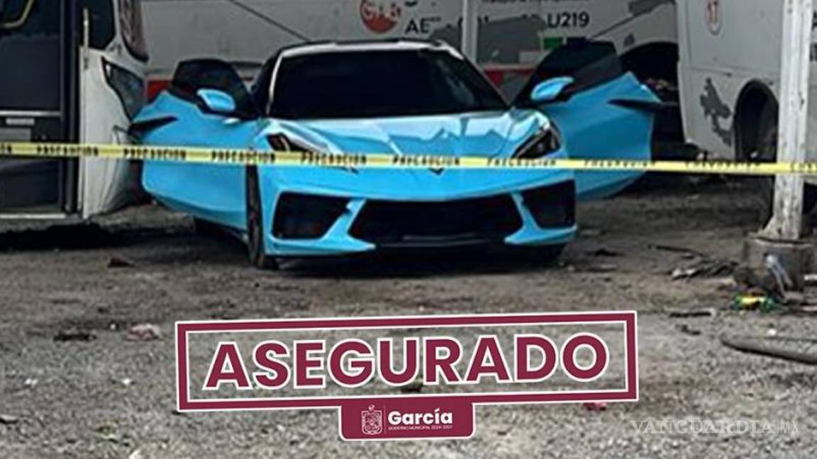 $!Ataque a lote de autos deja cuatro fallecidos y dos autos calcinados, en Nuevo León