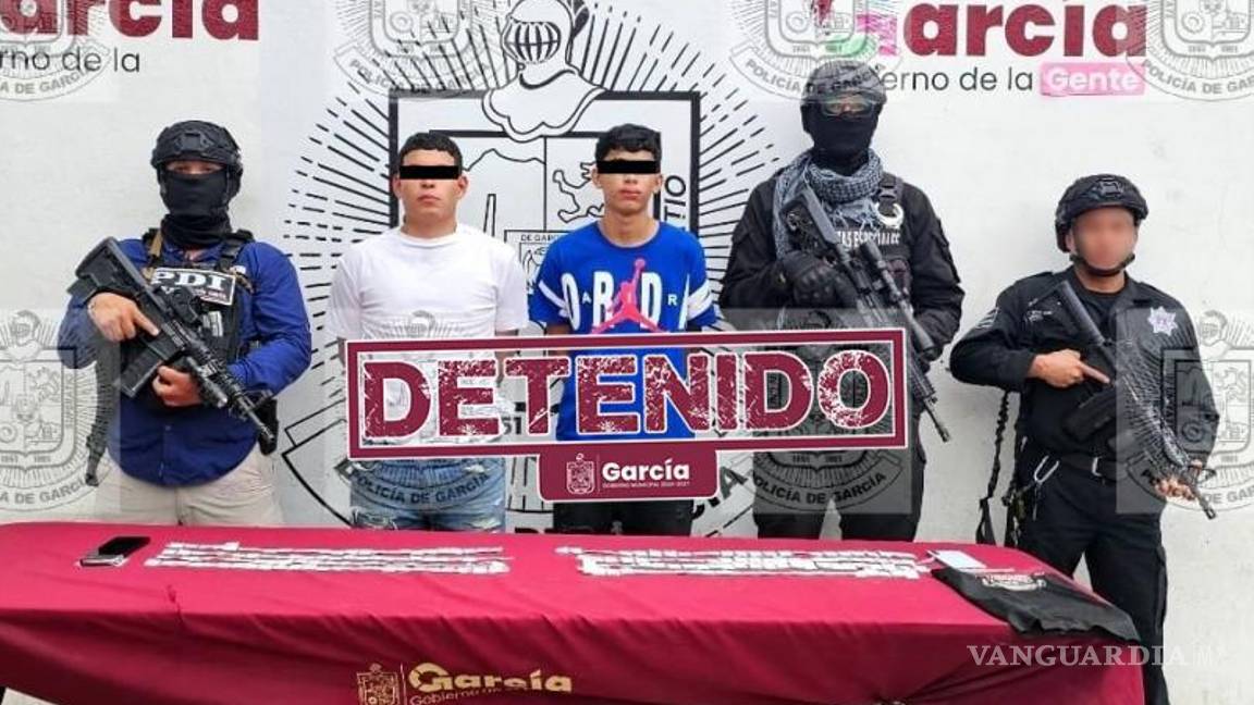 $!Ataque a lote de autos deja cuatro fallecidos y dos autos calcinados, en Nuevo León