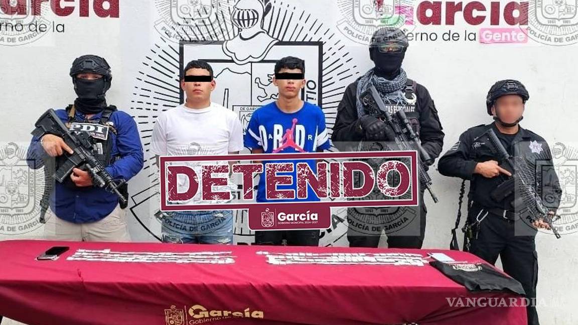 Ataque a lote de autos deja cuatro fallecidos y dos autos calcinados, en Nuevo León