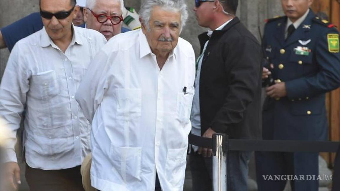 Estar cerca de EU le ha traído más desgracias a México: José Mujica