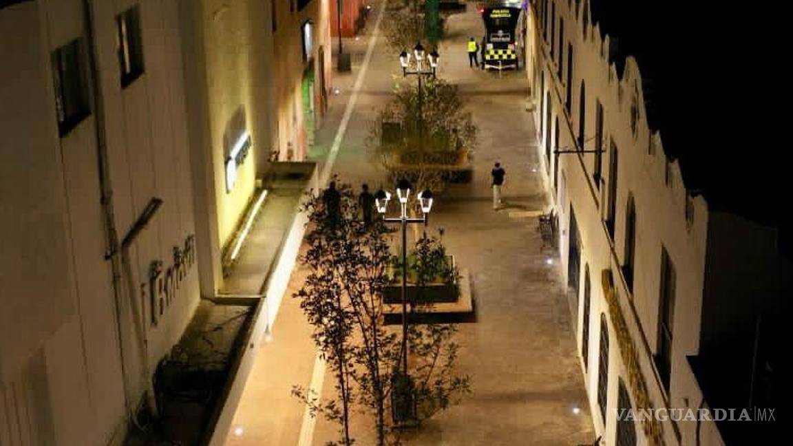 $!La calle Padre Flores se ha convertido en punto de reunión de familias que disfrutan del nuevo atractivo turístico.