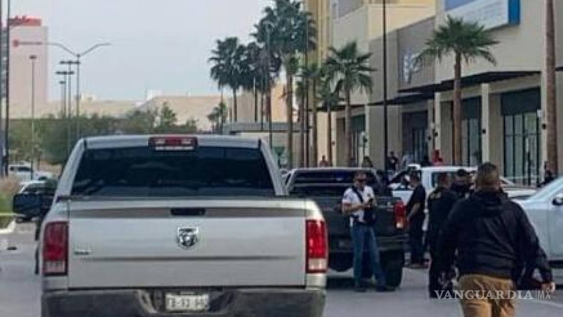 ‘Supuestos’ policías detienen a pareja a balazos en Torreón