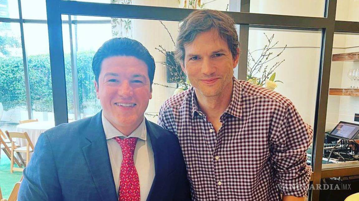 Invita Samuel García al actor Ashton Kutcher a visitar Nuevo León