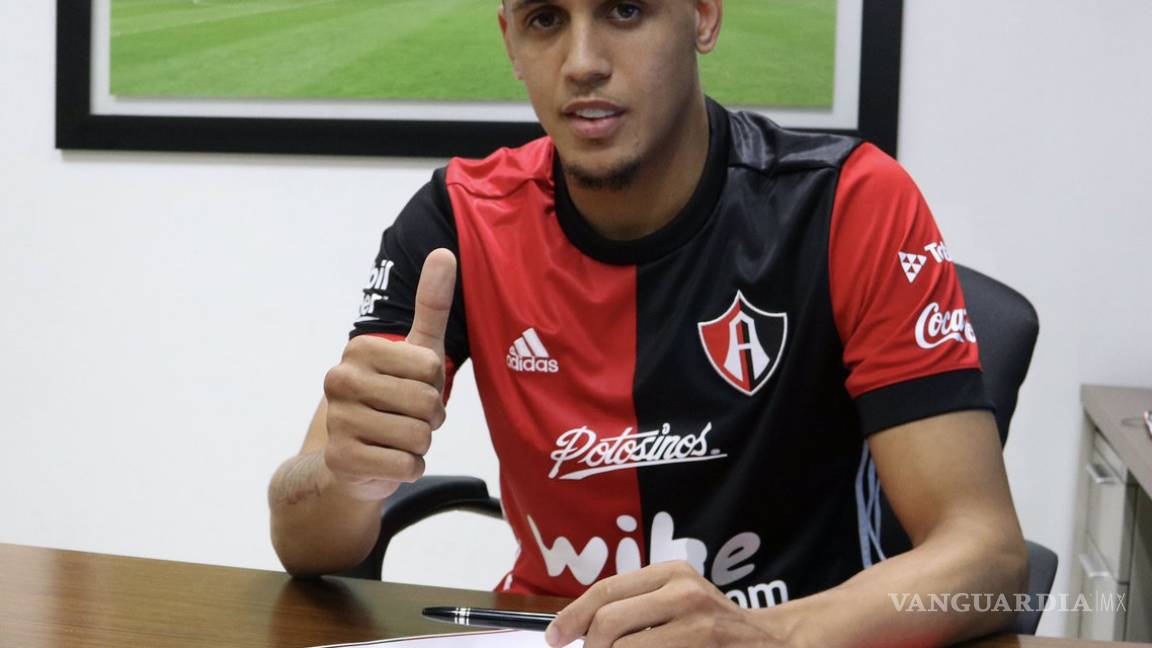 Atlas oficializa llegada de Ravel Morrison