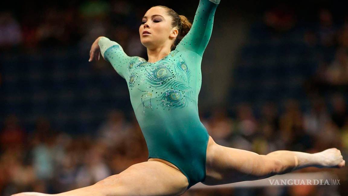 $!Gimnasta olímpica causa furor por su nuevo y sexy físico, la comparan con las Kardashian