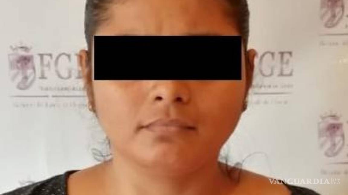 Mujer es detenida por obligar a su hija de 9 años a hacer pornografía