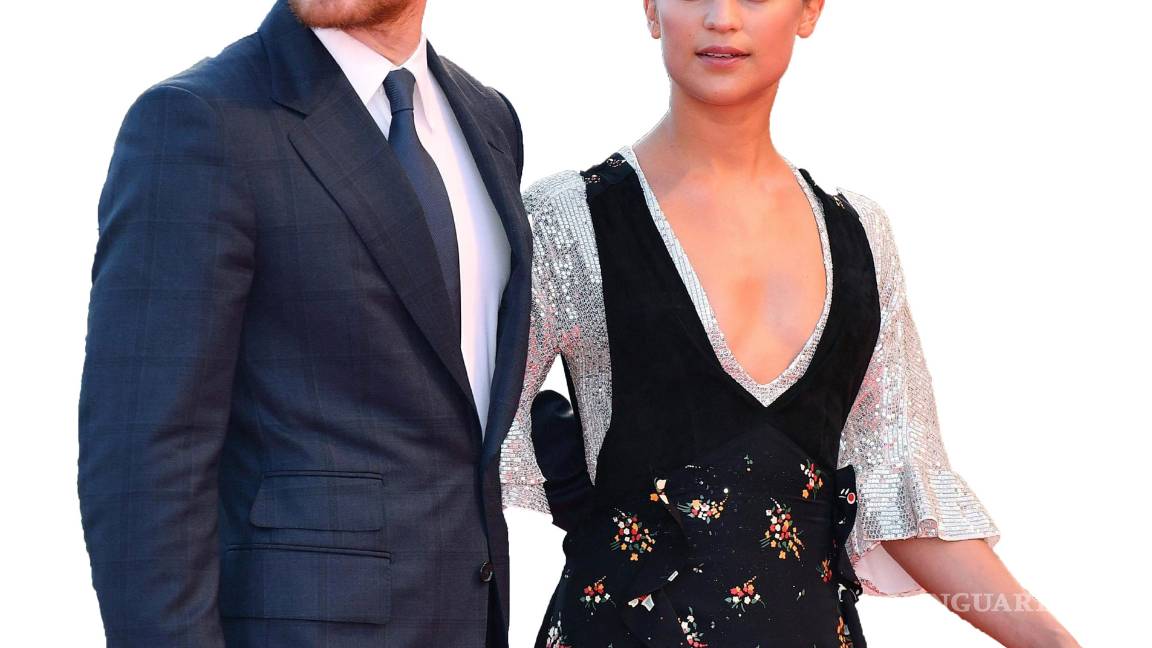 $!Alicia Vikander y Michael Fassbender: Amor que trasciende la pantalla