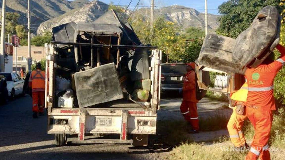 $!Muebles, colchones y fierros se recolectaron en operativos coordinados entre Municipio y Estado.