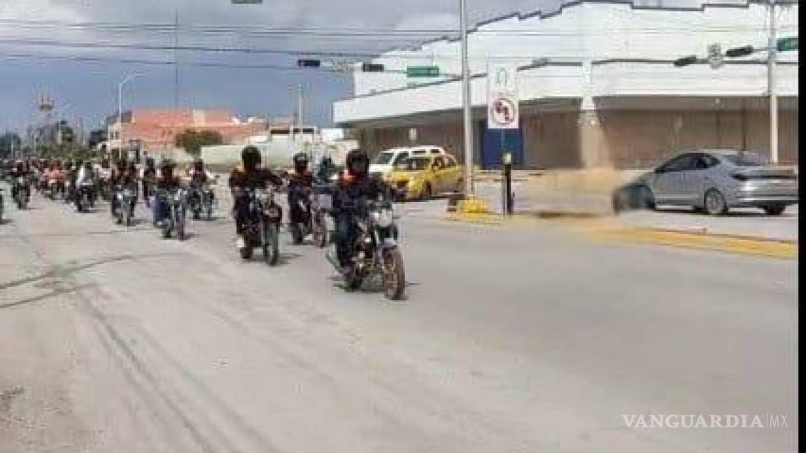 Repartidores dan último adiós a joven arrollado por autobús en Torreón