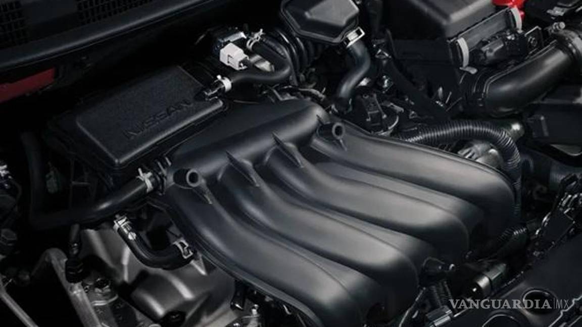 $!El confiable motor de 1.6 litros con 106 hp sigue impulsando al Nissan March, con opciones de transmisión manual o automática.