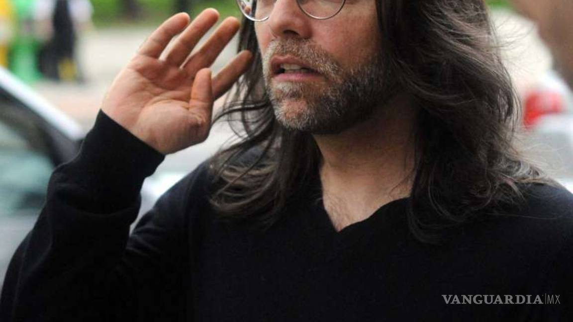 $!Arrestan a Allison Mack, actriz de Smallville, que reclutaba 'esclavas' para secta Nxivm