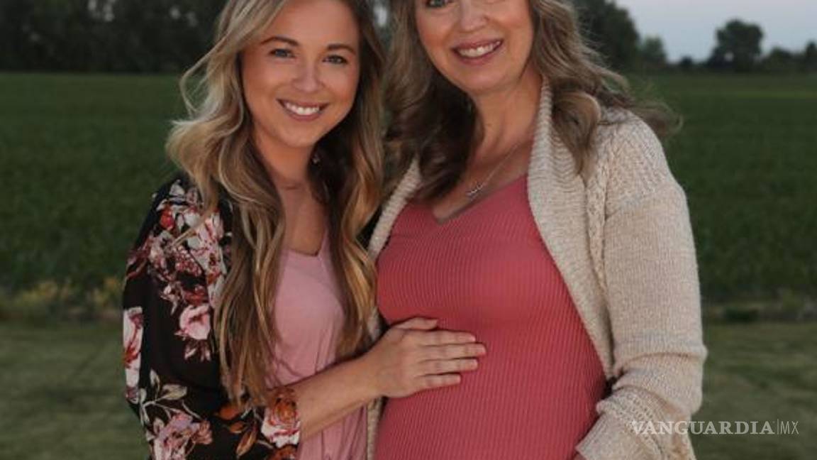 $!Dará a luz a su nieto para que su hija pueda tener familia, ¡a los 51!