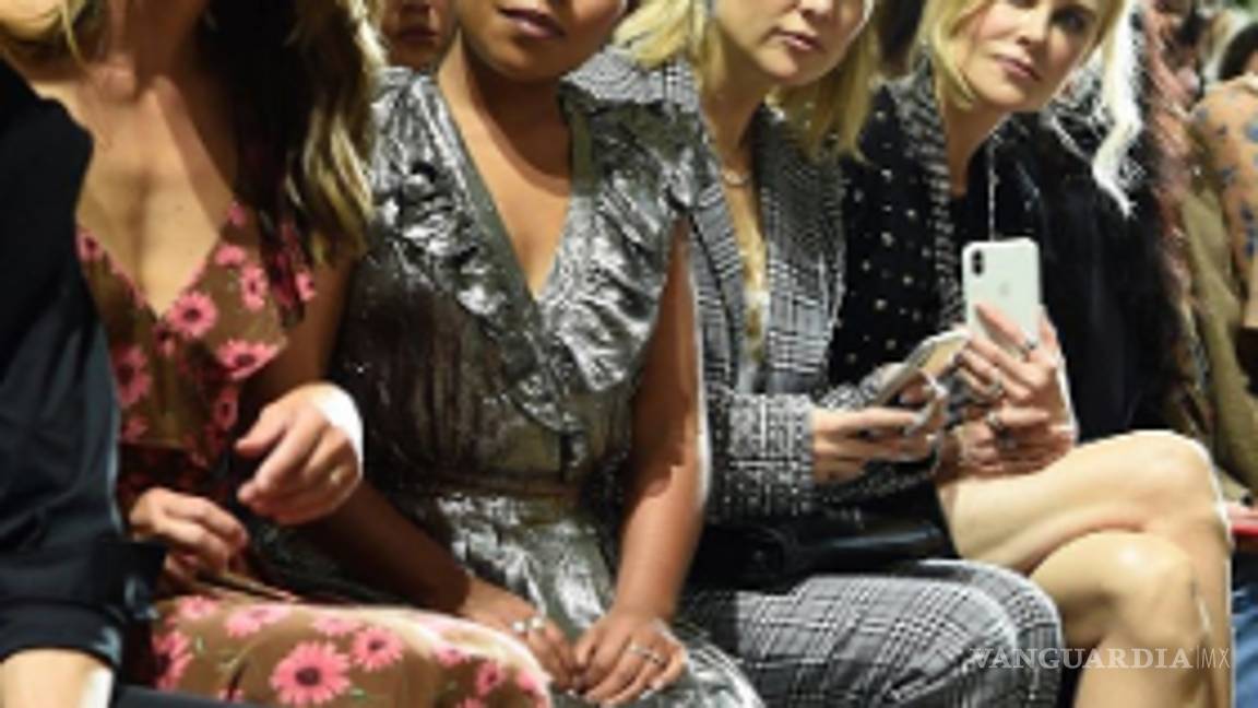 $!Yalitza Aparicio enamora en desfile de Michael Kors