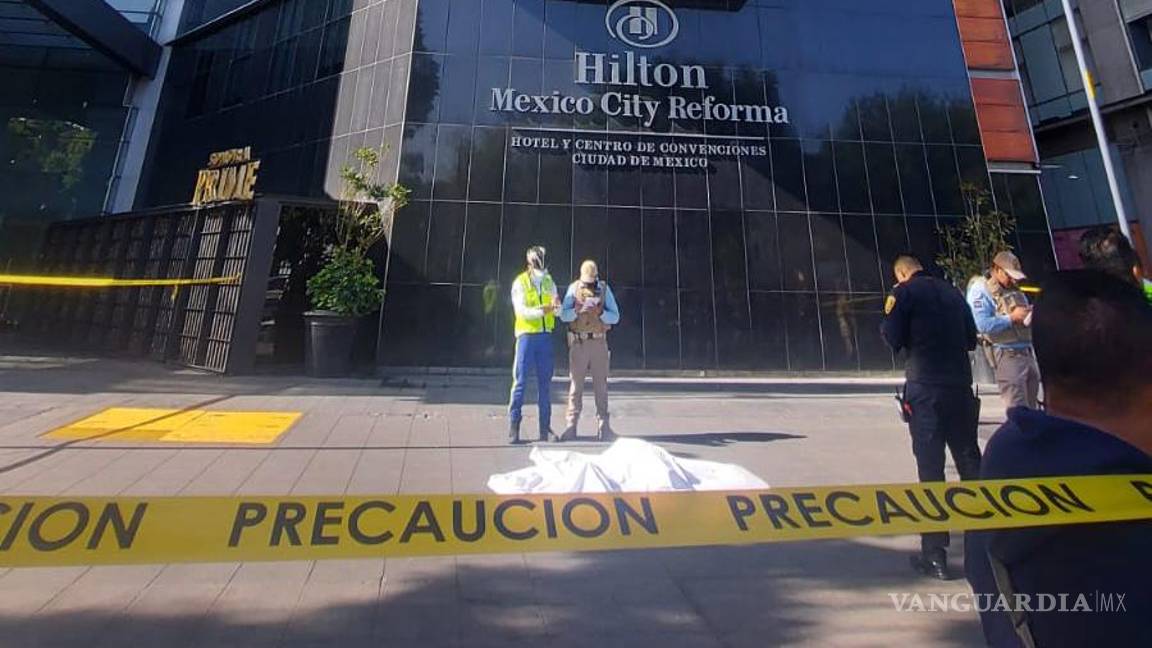 Hombre se arroja desde el séptimo piso del Hotel Hilton en la CDMX