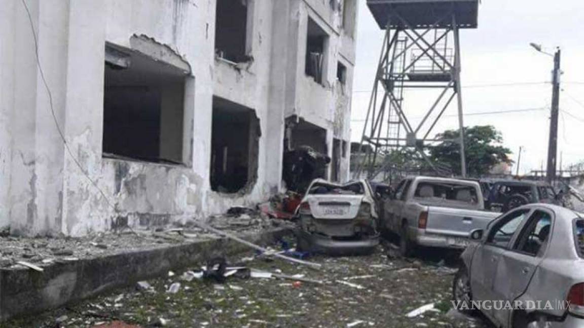 Coche bomba destruye cuartel policial en Ecuador; hay 13 heridos