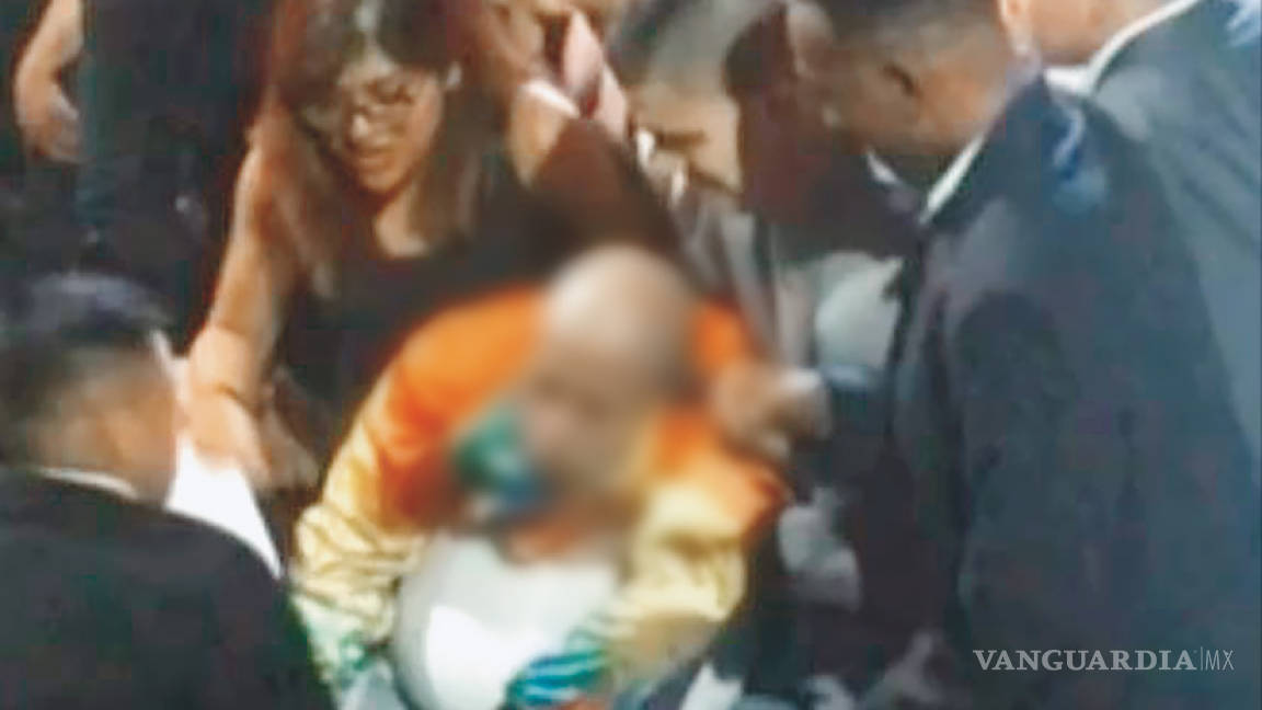 $!Hombre que se atragantó en show de los 'Wapayasos', estaría en coma por daño cerebral