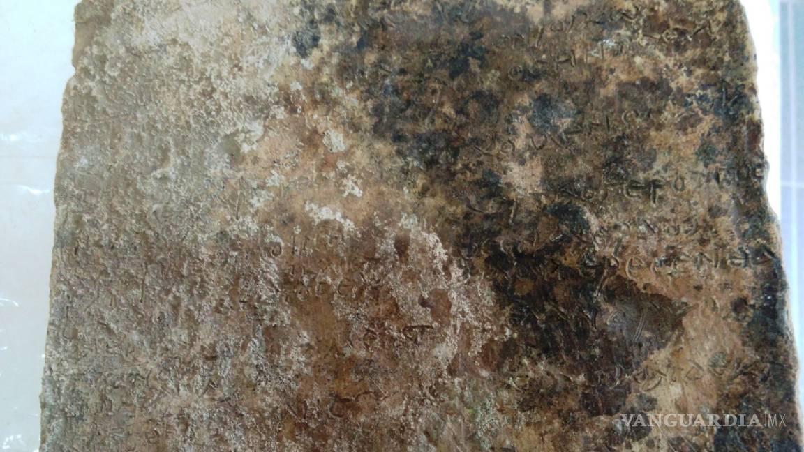 $!Descubren en Grecia una placa de arcilla con versos de la "Odisea" de Homero