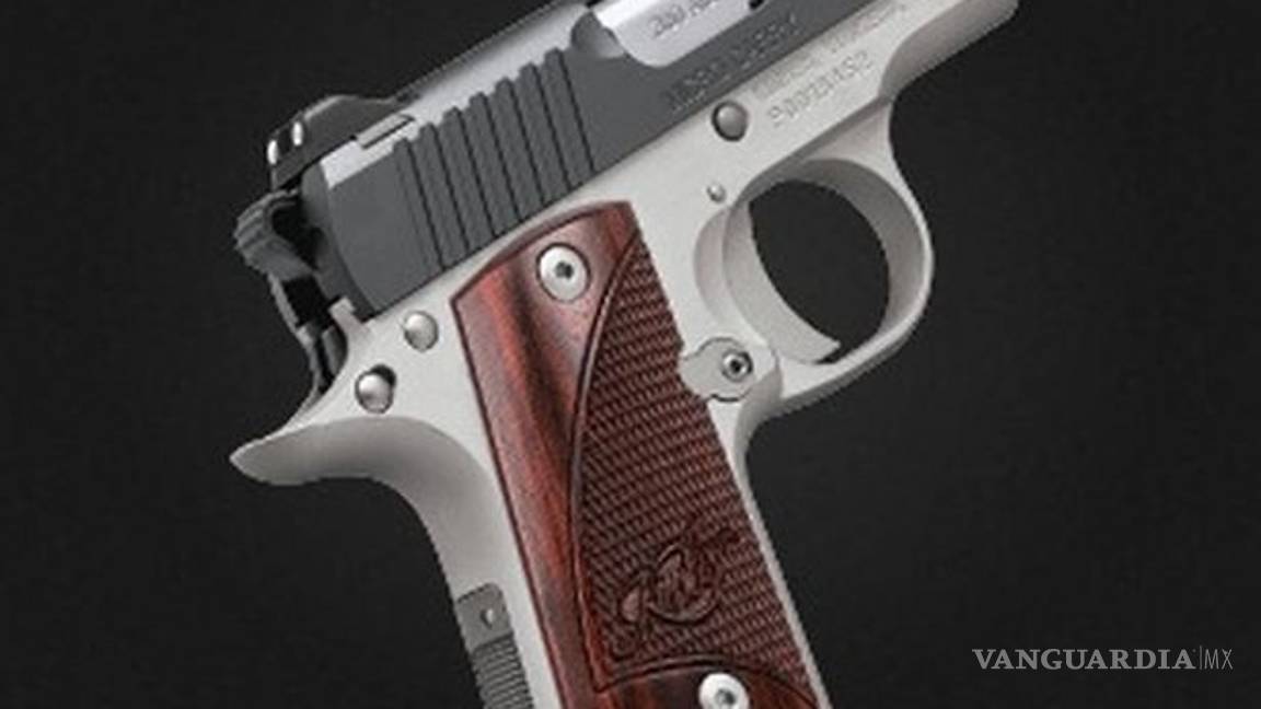 $!Le encuentran arma en la vagina... ¡y estaba cargada!