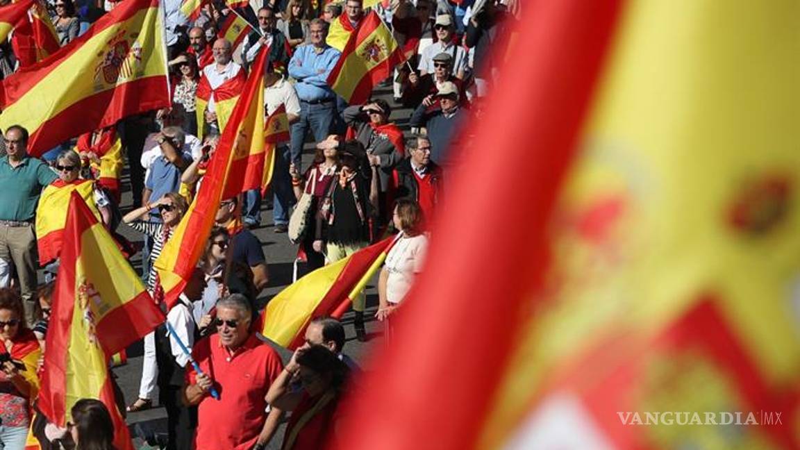 $!Miles de personas claman por la unidad de España en Madrid