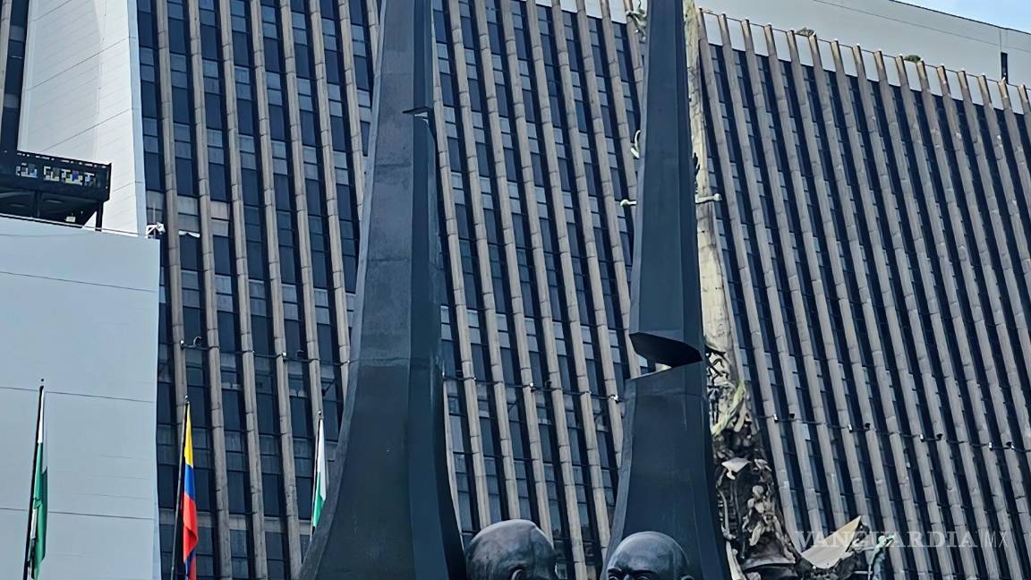 $!“Homenaje a los doctores Guillermo Gaviria y Gilberto Echeverri”, de Salvador Arango.