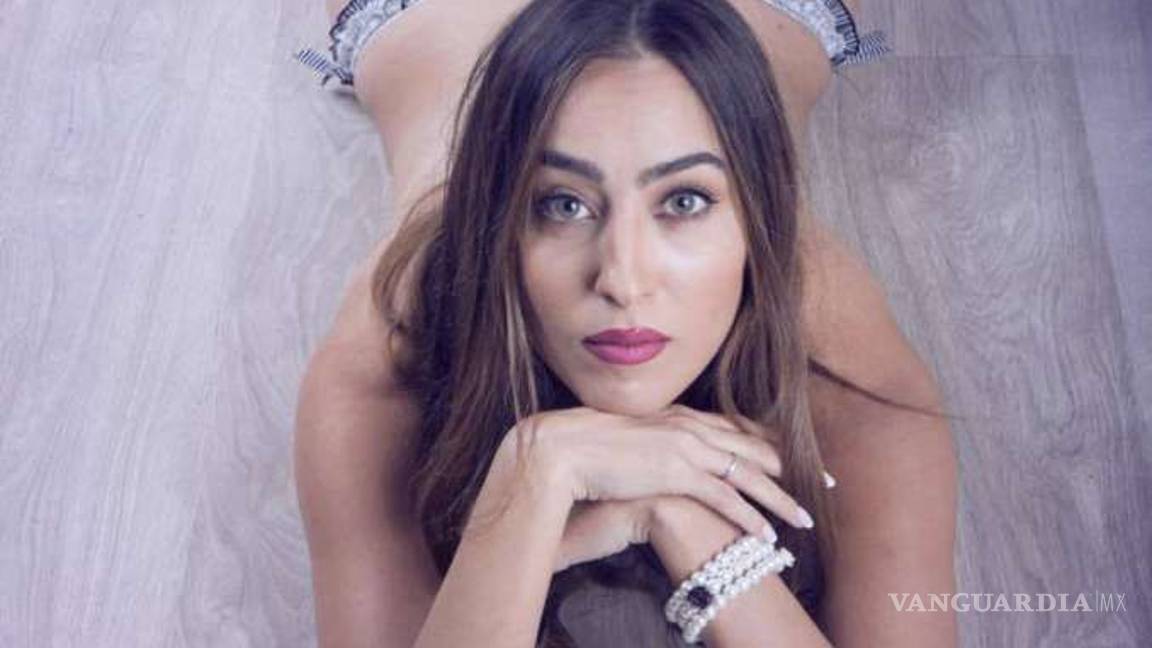 $!Actriz ofreció sexo a quien votara 'NO' en el referendo italiano, ahora cumplirá su promesa