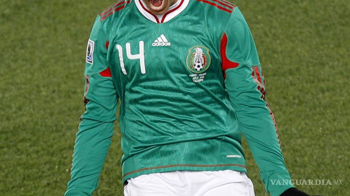 $!Chicharito repite cumpleaños con la Selección Mexicana