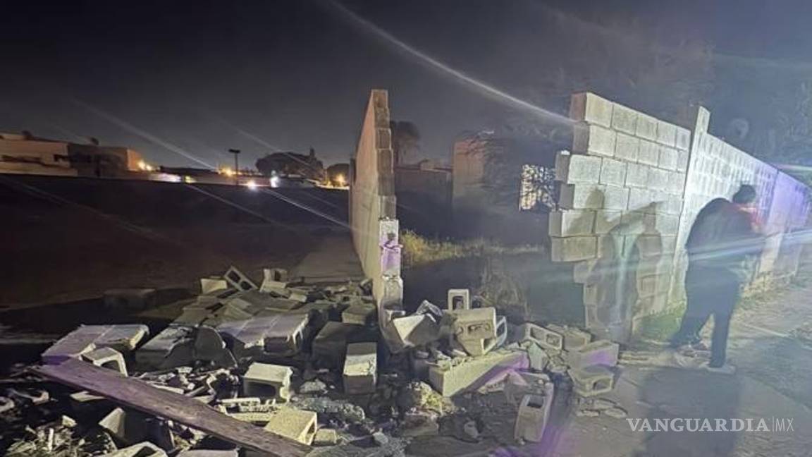 $!Elementos policiales resguardaron la unidad mientras se realizaban las diligencias correspondientes.