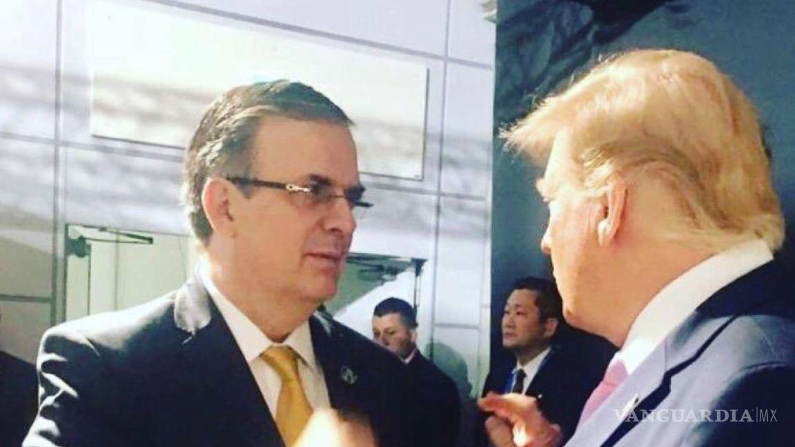 $!Marcelo Ebrad, secretario de Relaciones Exteriores y Donald Trump, presidente estadounidense, se saludaron en el marco de la cumbre del G20.
