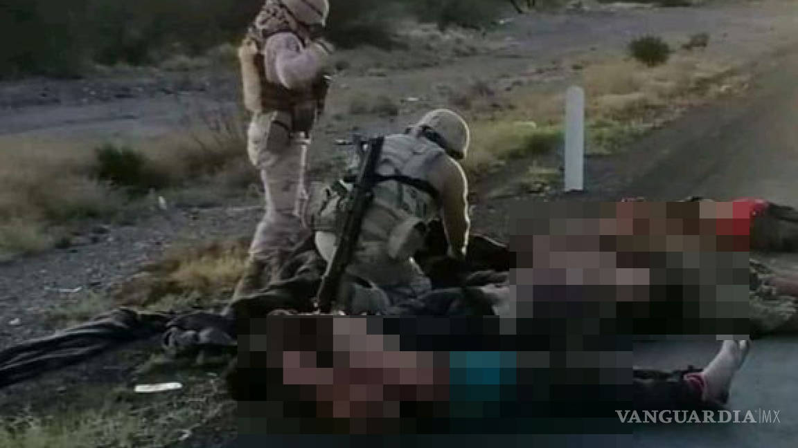 Dejan cinco cuerpos en una carretera de Sonora, uno sobrevive por 'hacerse el muerto'