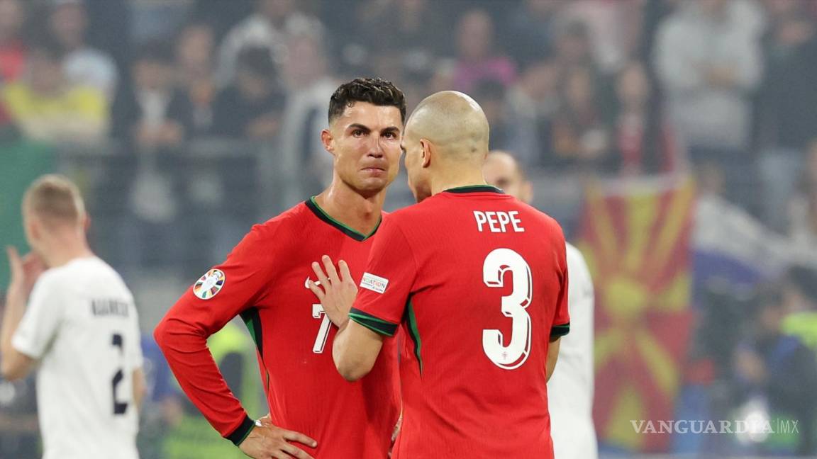 $!Cristiano Ronaldo salió entre lágrimas tras el primer tiempo extra, luego de fallar el penal ante Oblak.