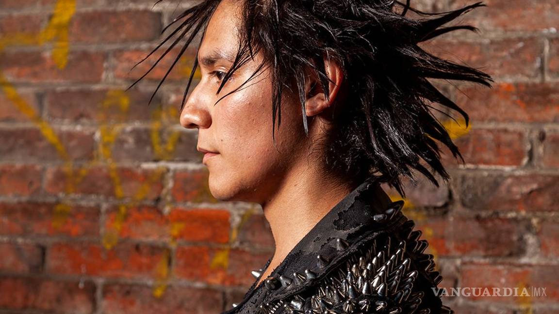 $!Negro, el color más 'cool' que viste a las tribus urbanas de la CDMX: Esquire