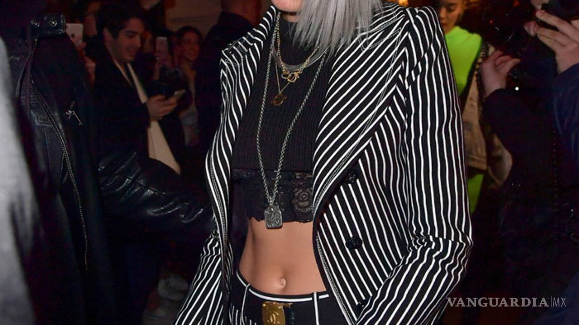 $!Cara Delevingne cambia totalmente de 'look'