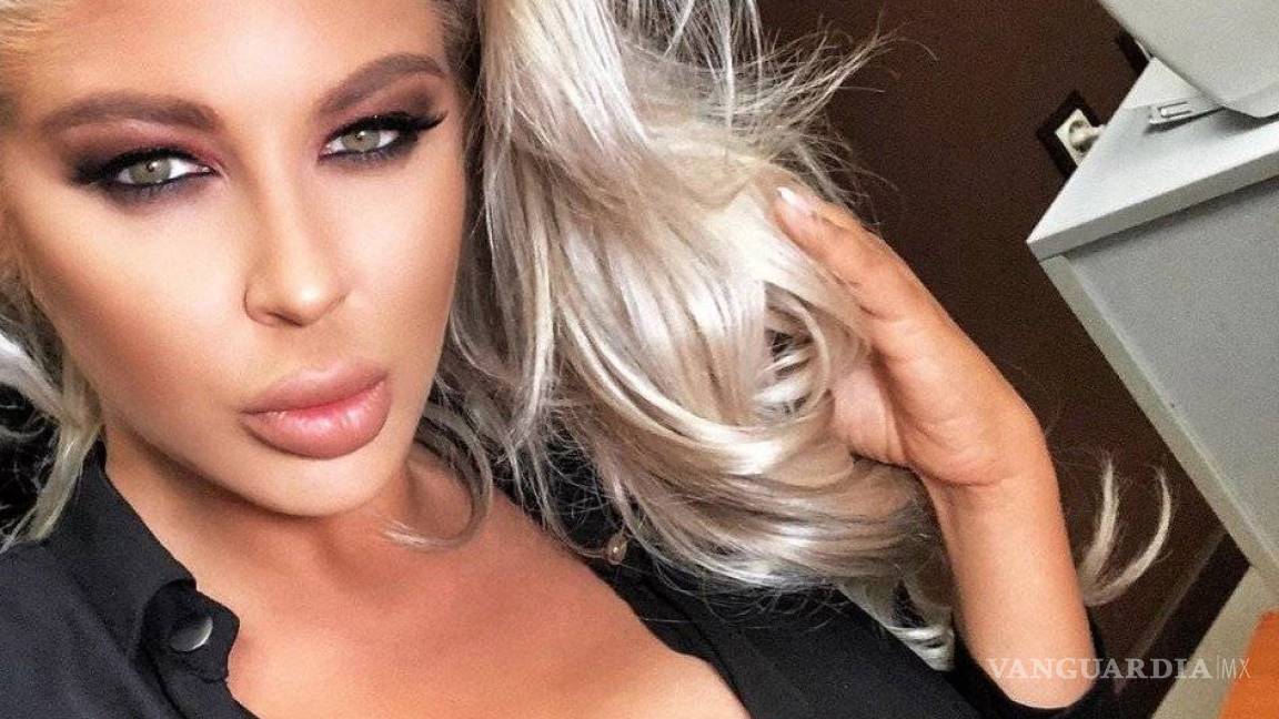 $!Boxeador que besó a periodista sin su consentimiento se queda sin licencia para pelear