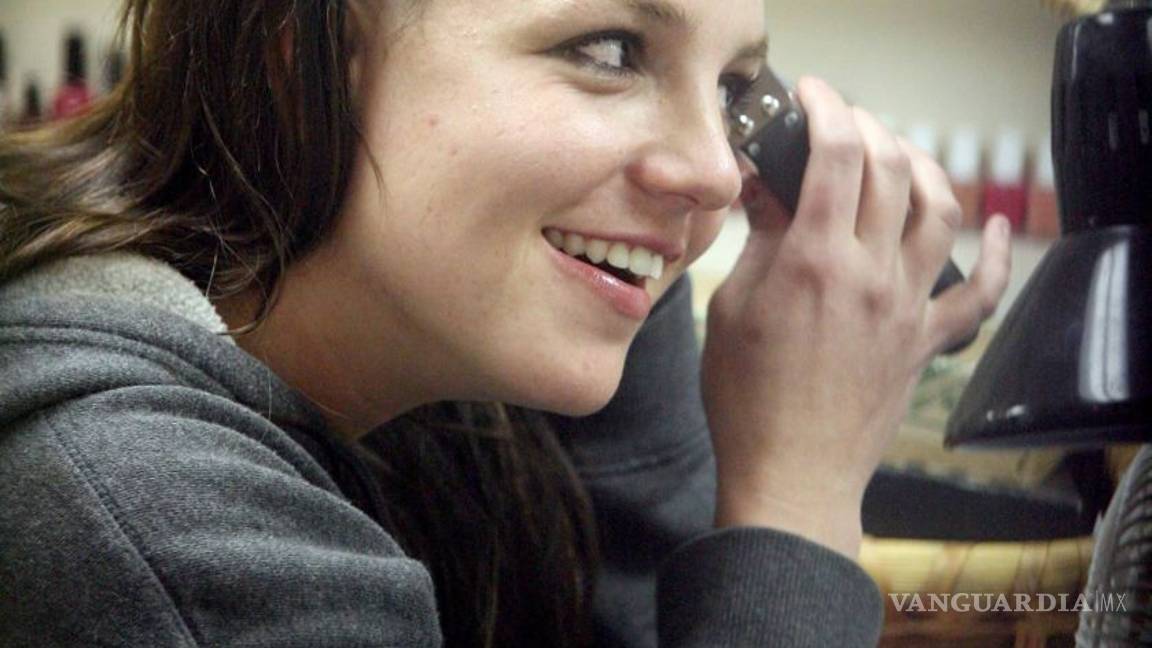 $!Britney Spears fue traicionada por sus guardaespaldas aquel día que se rapó
