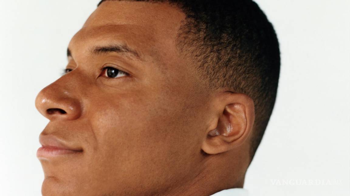 $!El delantero juega junto con estrellas como Messi y Neymar Jr.