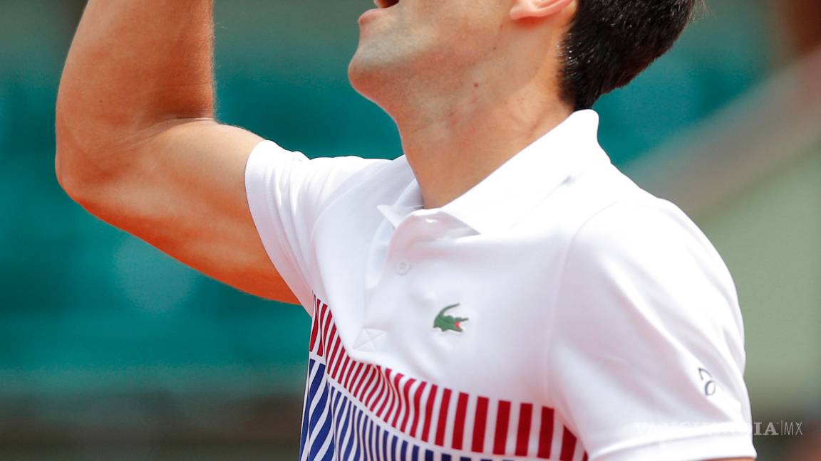 $!Empiezan con éxito su defensa en Roland Garros Muguruza y Djokovic