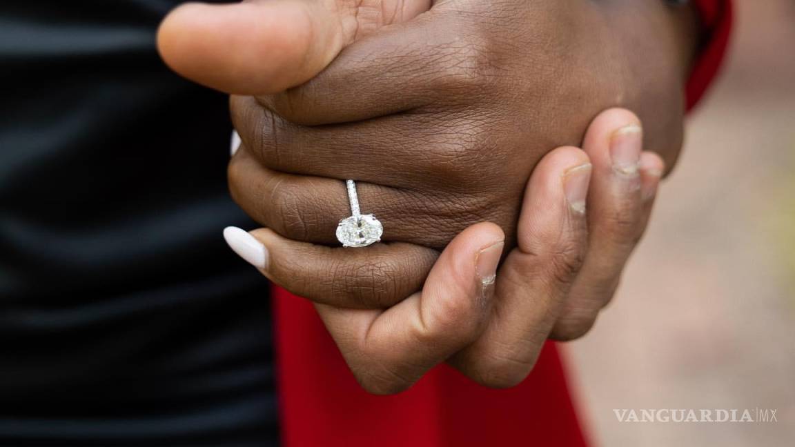 $!‘El sí más fácil’; Simone Biles se compromete con su novio Jonathan Owens