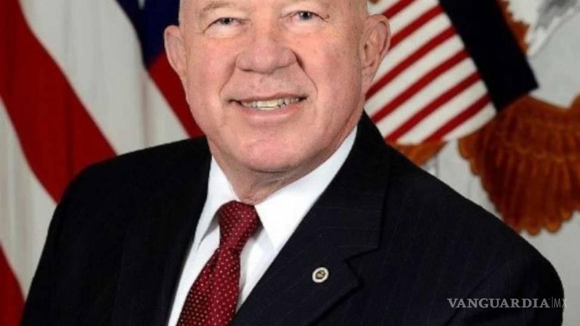 Guy Roberts, subsecretario de defensa es acusado de acoso sexual