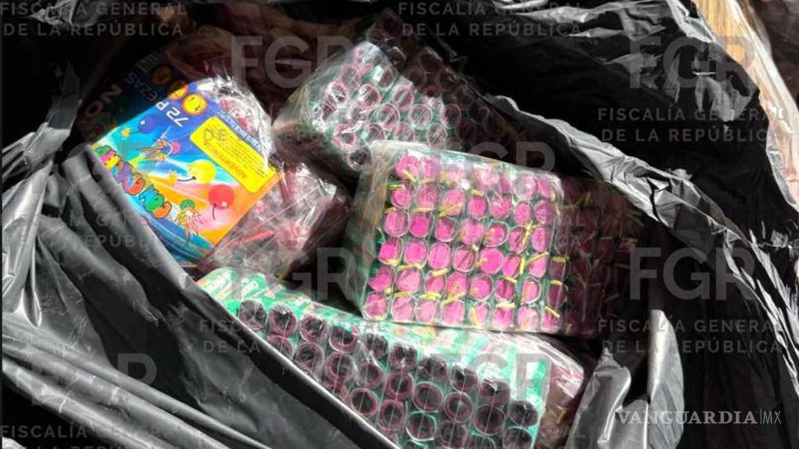 $!La pirotecnia asegurada superó las cinco toneladas y era transportada sin los permisos federales correspondientes.