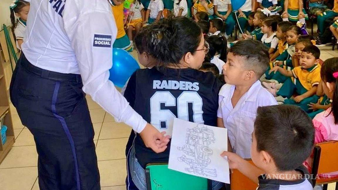 $!El alcalde Tomás Gutiérrez Merino destaca la importancia de la educación preventiva para construir comunidades seguras.